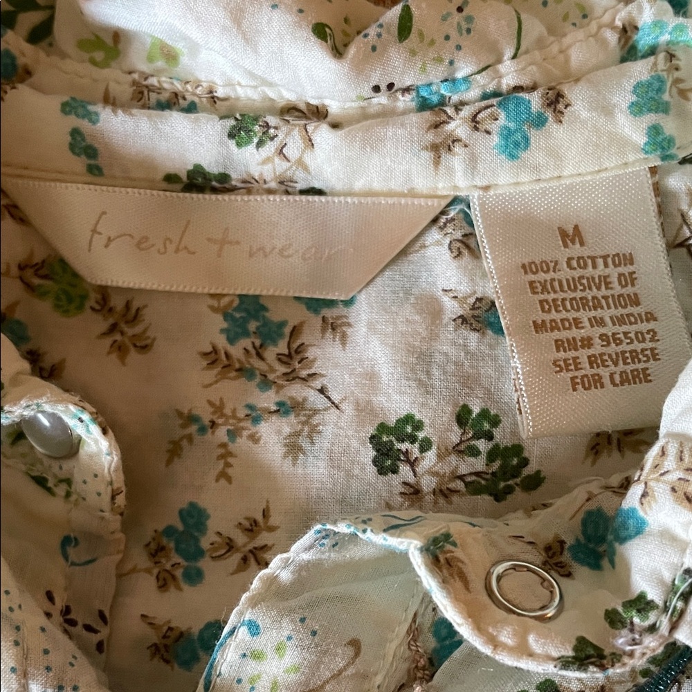 3 Treasure & Bond, Multicolor Button Down Shirts, lots of detailing, READ - Picture 3 of 15
